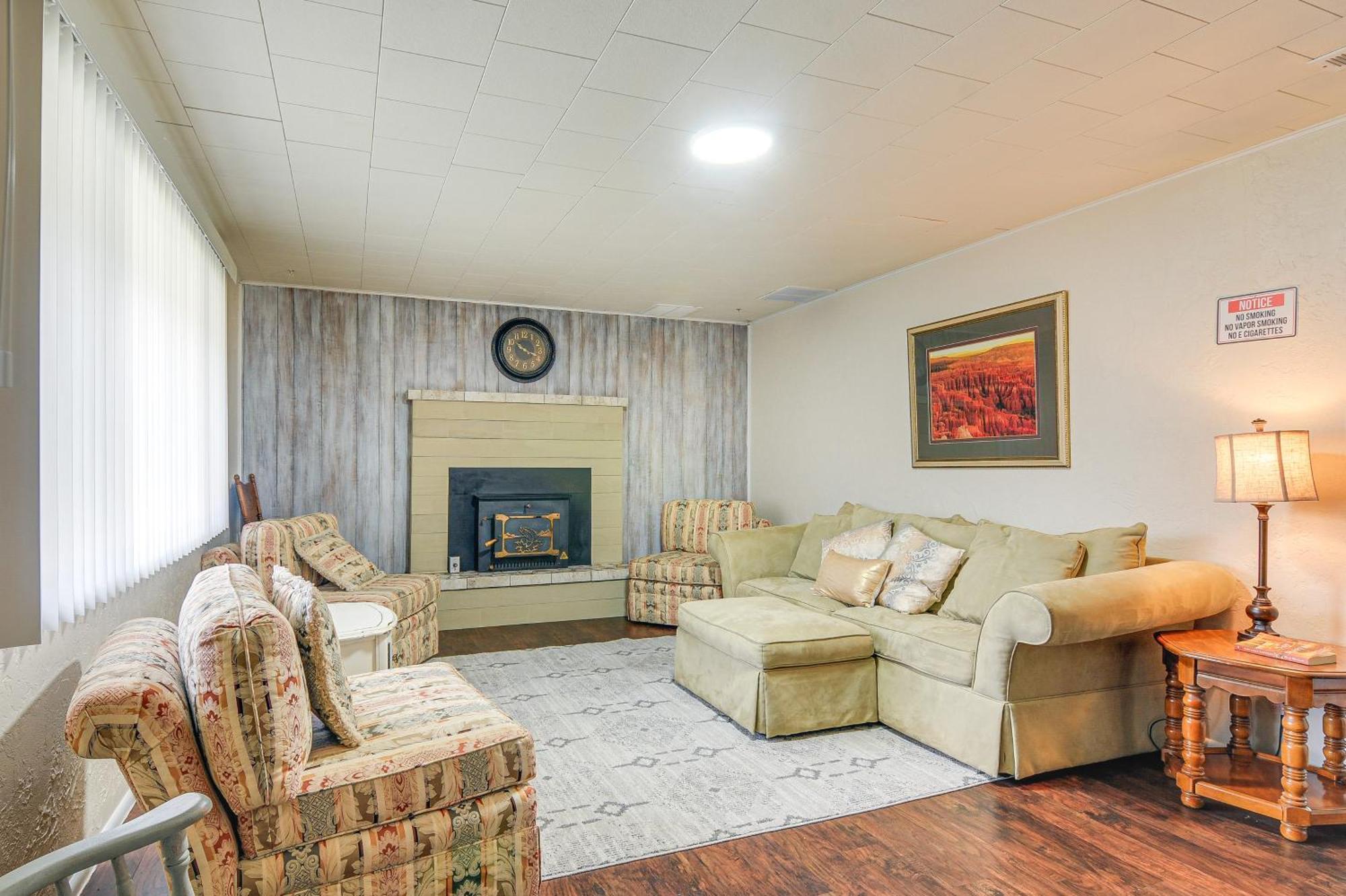 Tropic Getaway Near Bryce Canyon National Park! Exterior foto